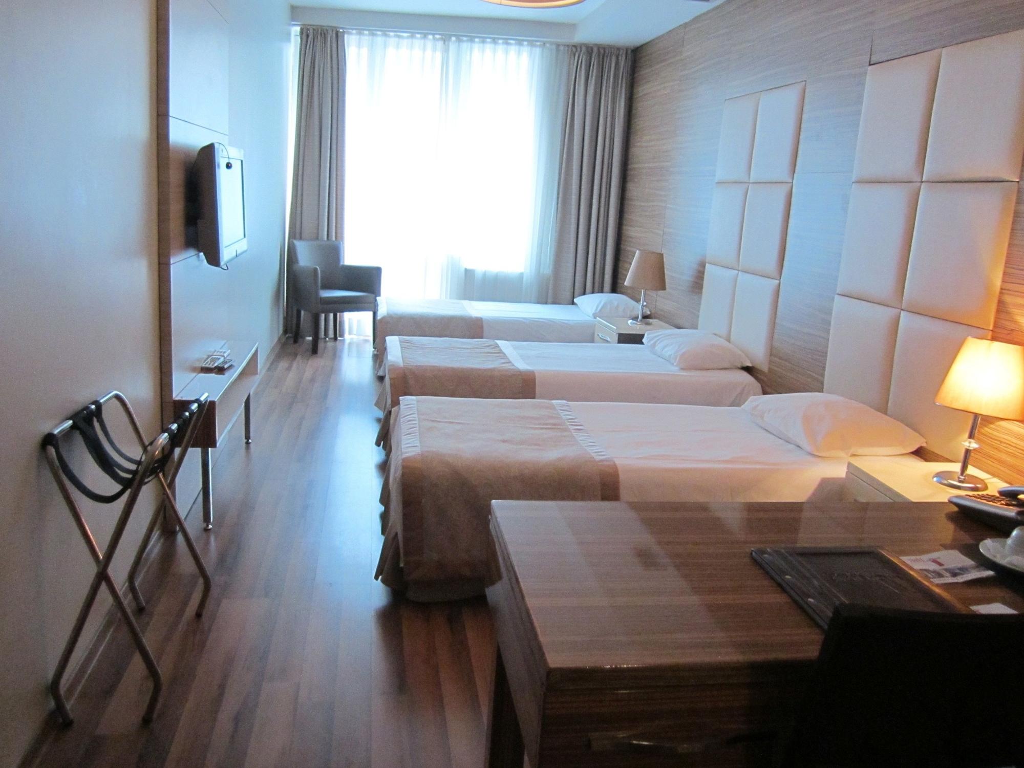 Derpa Hotel Stambuł Zewnętrze zdjęcie